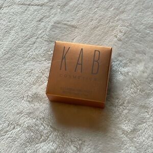 kab cosmetics illuminating dust in Golden Hour